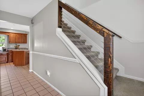 Entry Way - 5912 Salabelle St, Jackson, MI 49201 photo 2 of 2
