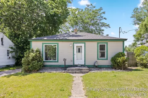 3241 Buchanan Ave SW, Grand Rapids, MI 49548
