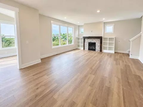 Living - 3375 Eagle Peak Dr, Jenison, MI 49428 photo 1 of 1