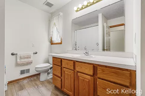 Bath - 1923 Jack Pine Ct, Dorr, MI 49323 photo 2 of 2