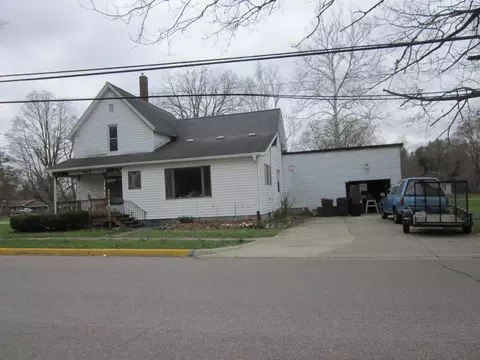 402 Alexander St, Bangor, MI 49013