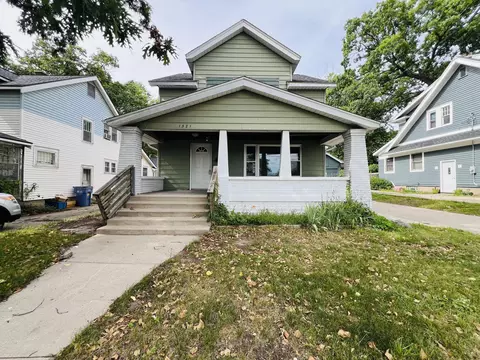 1321 Burton St SE, Grand Rapids, MI 49507