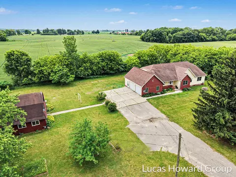 11381 W Briggs Rd, Trufant, MI 49347