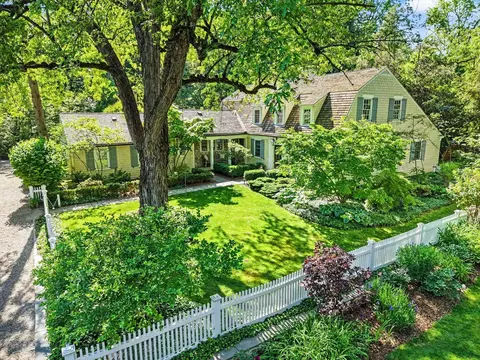 540 Rock Creek Dr, Ann Arbor, MI 48104