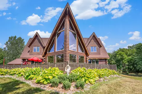 4667 52nd St, Holland, MI 49423