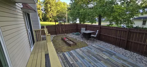 Exterior - 211 Forest St, Marshall, MI 49068 photo 5 of 10