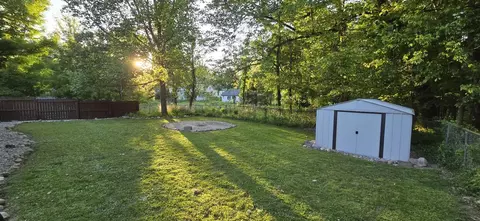 Exterior - 211 Forest St, Marshall, MI 49068 photo 7 of 10