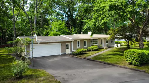 15116 Echo Ct, Spring Lake, MI 49456