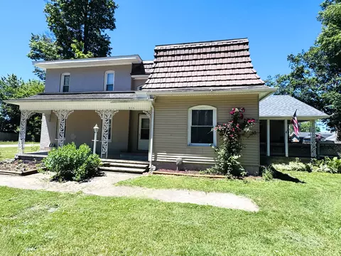 315 N Maple St, Marcellus, MI 49067