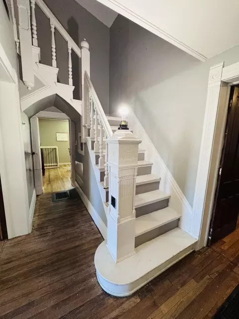 Entry Way - 315 N Maple St, Marcellus, MI 49067 photo 1 of 2