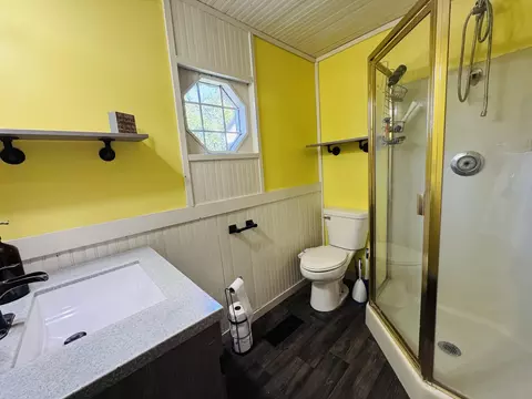 Bath - 315 N Maple St, Marcellus, MI 49067 photo 2 of 3