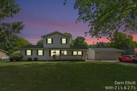 338 Lynn Ave, Ionia, MI 48846