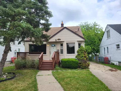 22820 Teppert Ave, Eastpointe, MI 48021