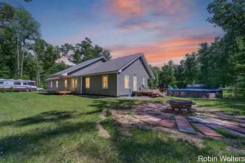 10337 Schow Rd, Holton, MI 49425