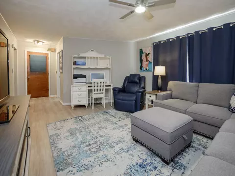 Living - 600 N Drive Dr E, Marshall, MI 49068 photo 5 of 5