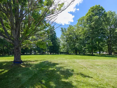 Exterior - 600 N Drive Dr E, Marshall, MI 49068 photo 7 of 14