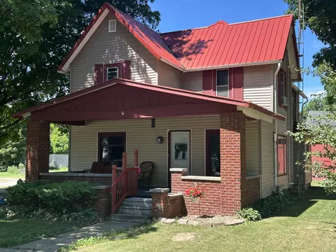 126 S Main St, Montgomery, MI 49255