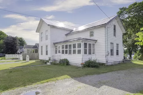 123 Hilltop Ln, Cassopolis, MI 49031