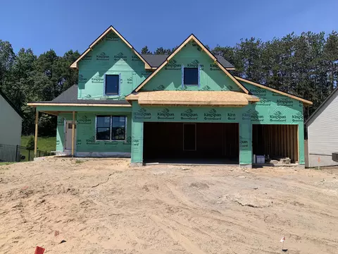 12573 Riverton Rd, Grand Haven, MI 49417