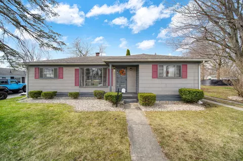 727 Springbrook Ave, Adrian, MI 49221