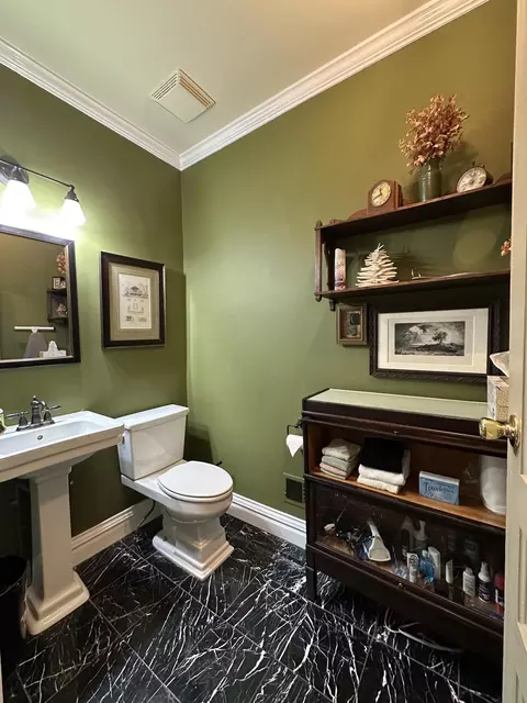 Bath - 227 E Michigan Ave, Marshall, MI 49068 photo 1 of 1