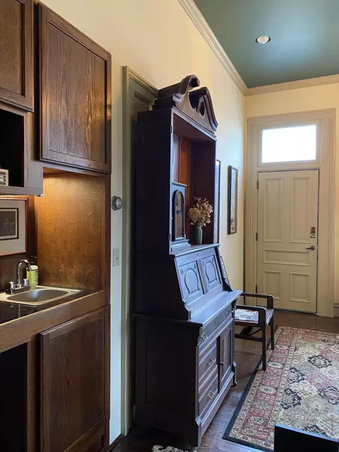 Entry Way - 227 E Michigan Ave, Marshall, MI 49068 photo 4 of 4