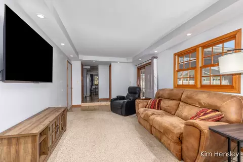Living - 1594 Louva Ct, Belding, MI 48809 photo 3 of 3