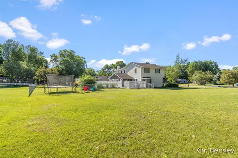 Exterior - 1594 Louva Ct, Belding, MI 48809 photo 13 of 13