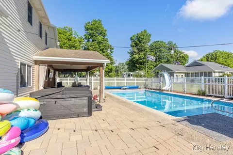 Exterior - 1594 Louva Ct, Belding, MI 48809 photo 8 of 13