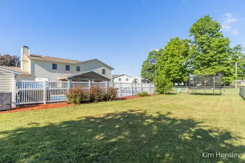 Exterior - 1594 Louva Ct, Belding, MI 48809 photo 12 of 13
