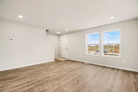 1096 Vertex Cir, Kalamazoo, MI 49009