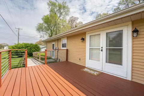 Exterior - 7222 S 3rd St, Mattawan, MI 49071 photo 2 of 6