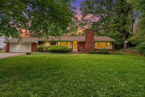2687 Apple Way, Ann Arbor, MI 48104
