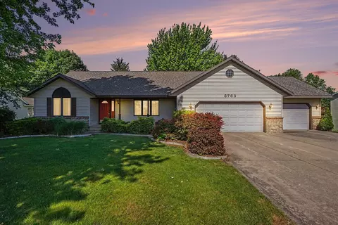 8763 Astro Dr, Jenison, MI 49428