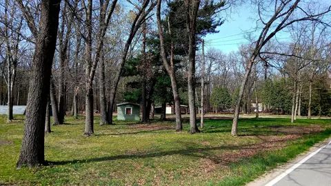 2649 E Fox Dr, Grant, MI 49327 photo 12