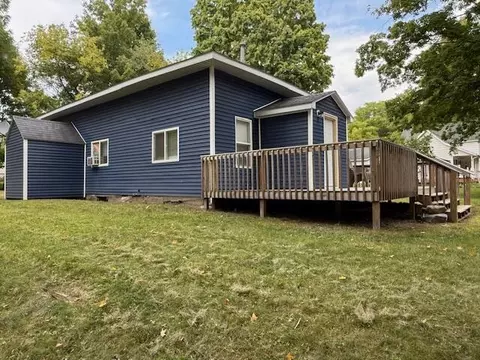 Exterior - 37 E Jefferson St, Newaygo, MI 49337 photo 2 of 6
