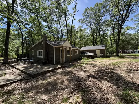Exterior - 8967 W Bowling Green Blvd, Baldwin, MI 49304 photo 2 of 7