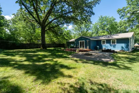 Exterior - 57385 Hamilton St, Mattawan, MI 49071 photo 5 of 10