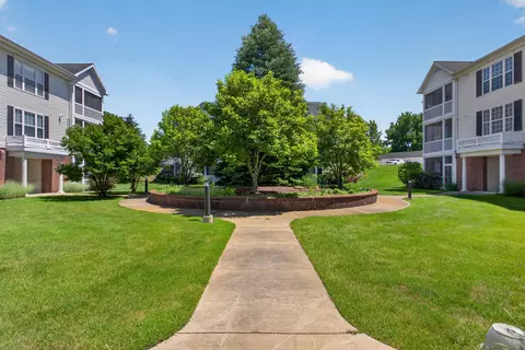 Exterior - 1928 Coventry Rd, Jackson, MI 49201 photo 5 of 11