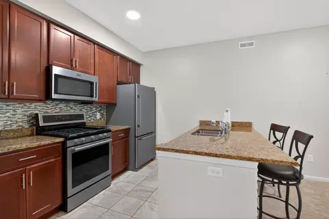 Kitchen - 1928 Coventry Rd, Jackson, MI 49201 photo 2 of 5