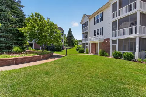 Exterior - 1928 Coventry Rd, Jackson, MI 49201 photo 7 of 11