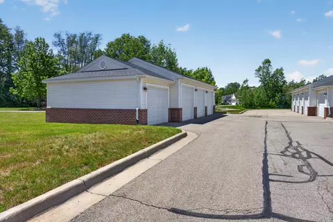 Exterior - 1928 Coventry Rd, Jackson, MI 49201 photo 11 of 11