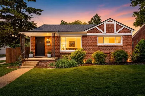 332 Normandy Rd, Royal Oak, MI 48073