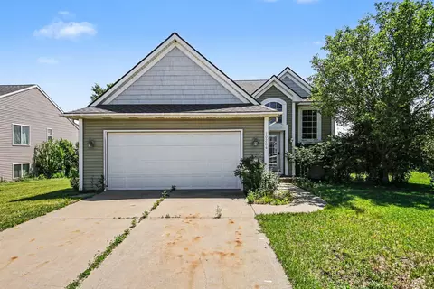 10264 Summerwood Dr, Zeeland, MI 49464