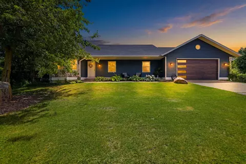 1034 130th Ave, Wayland, MI 49348