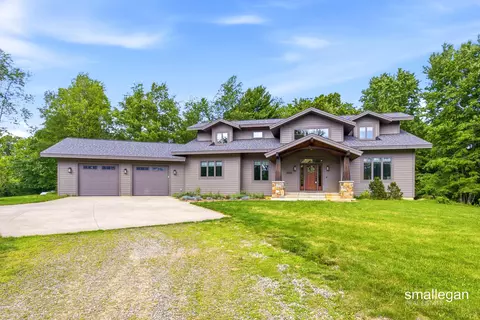 10156 Love Rd, Bellevue, MI 49021