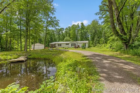 3511 Engle Rd, Middleville, MI 49333