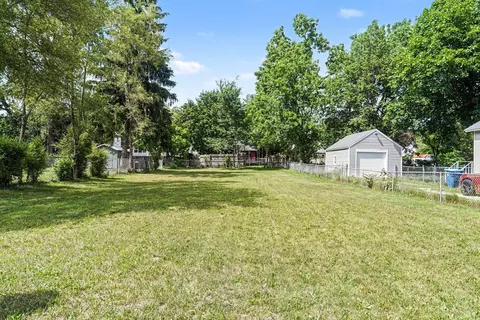 409 Emmett St, Battle Creek, MI 49017