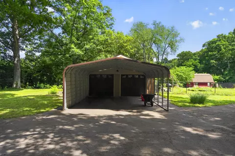 Exterior - 2475 Park Dr, Jackson, MI 49203 photo 12 of 12