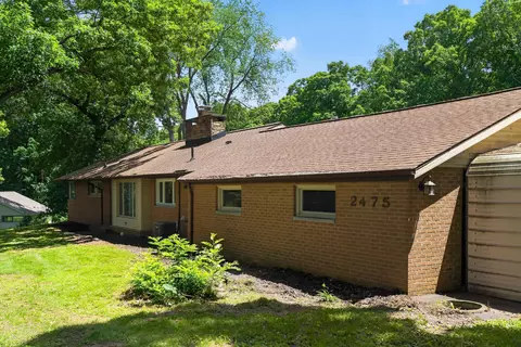 Exterior - 2475 Park Dr, Jackson, MI 49203 photo 4 of 12
